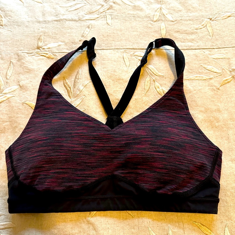 Lucy Sports Bra